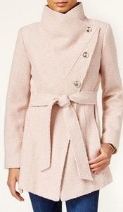 Jessica Simpson coat